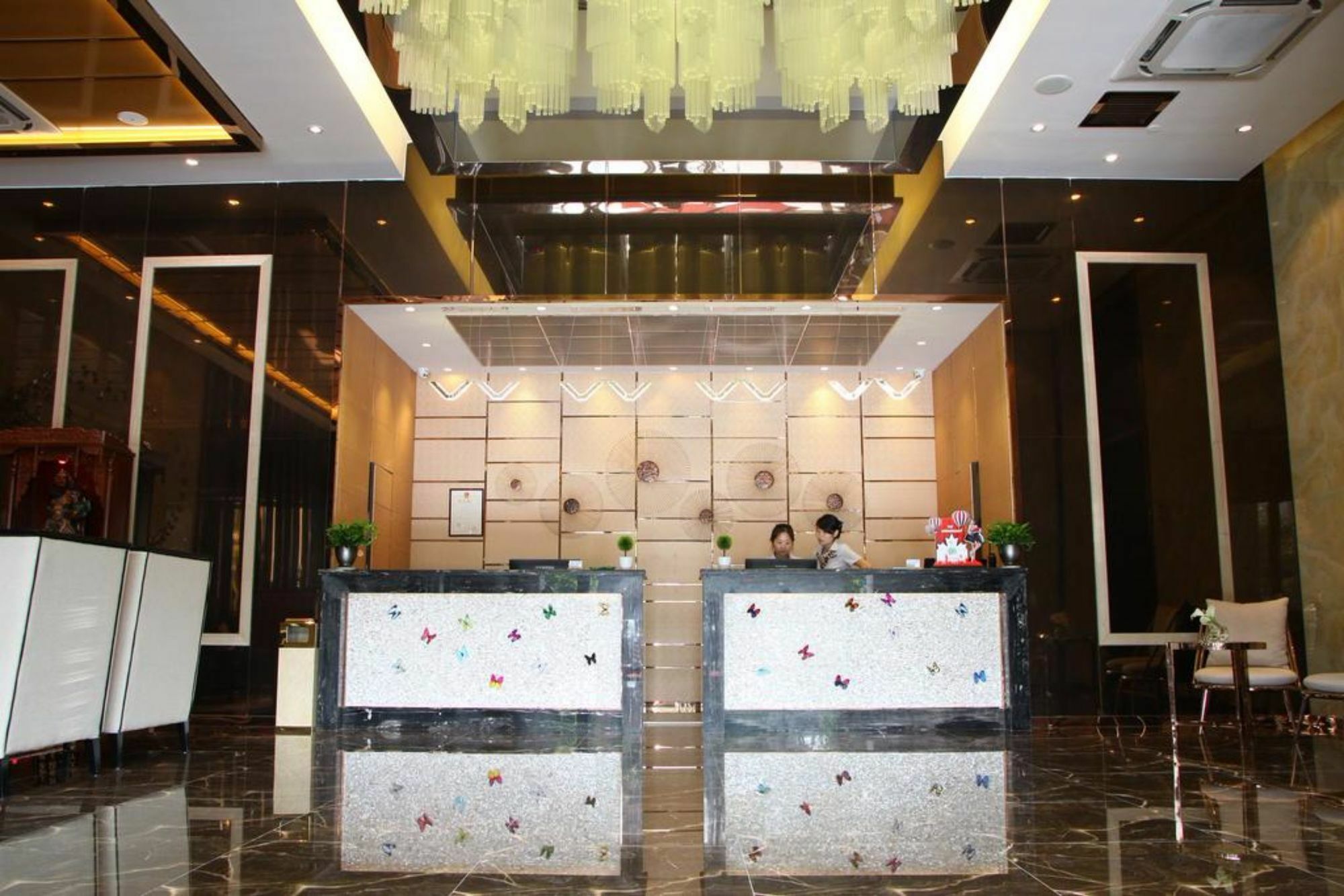 Foshan Sweet World Hotel Exterior foto